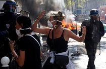 Rátelepedtek az anarchisták a klímavédők tüntetésére Párizsban