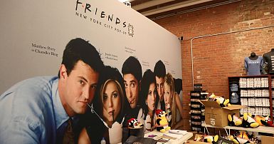 25 years later, a new generation gets immersed in 'Friends