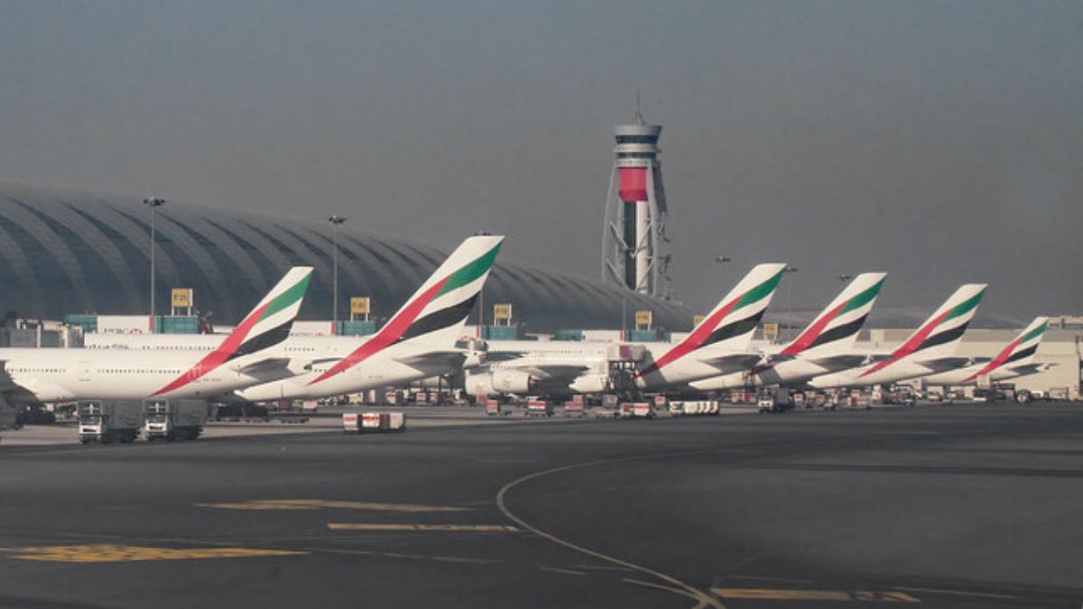 پرواز پهپاد فرود هواپیماها در فرودگاه دوبی را مختل کرد