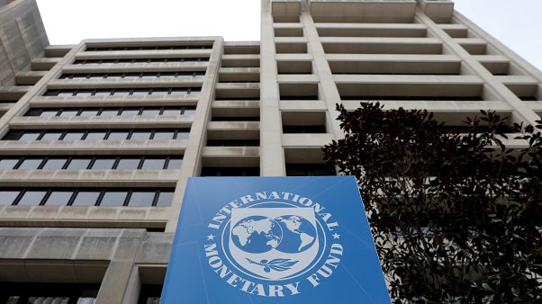 Προειδοποιήσεις θεσμών για την ελληνική οικονομία Προειδοποιήσεις θεσμών για την ελληνική οικονομία