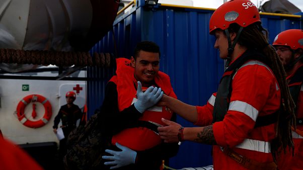 Quatro países da UE debatem asilo de emergência Quatro países da UE debatem asilo de emergência