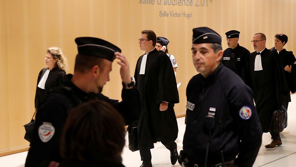 Début du procès du Mediator, neuf ans après le scandale