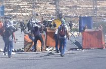 West Bank: Palestinians clash with Israeli security forces