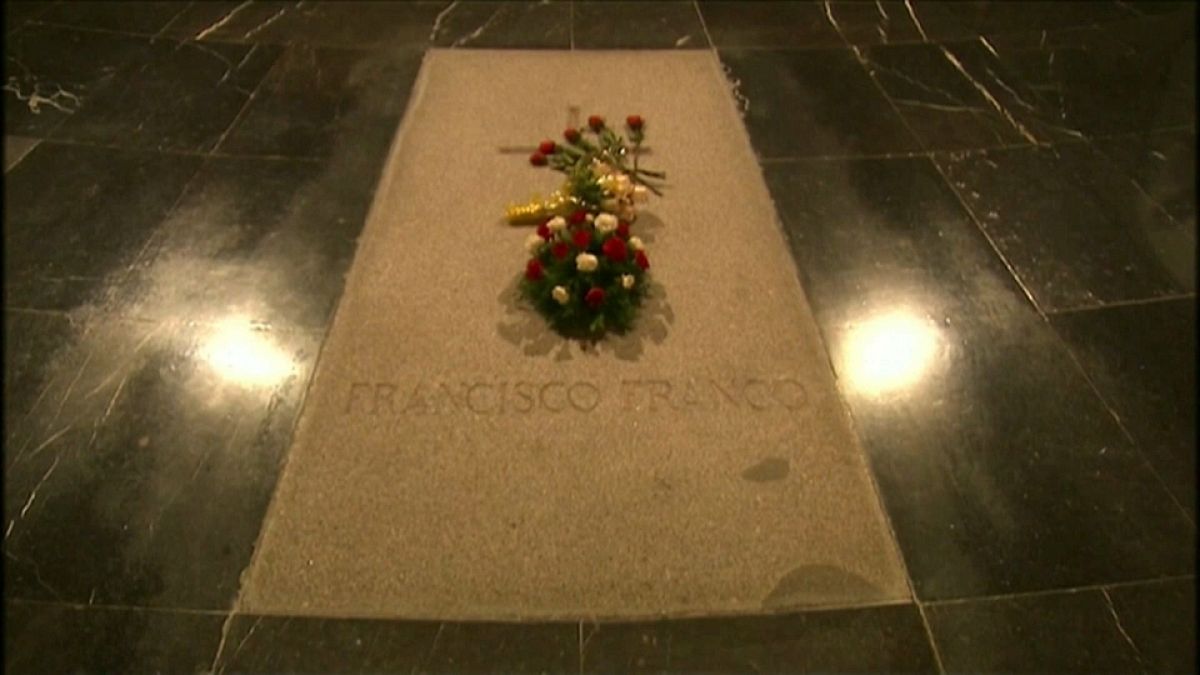 El Tribunal Supremo avala por unanimidad la exhumación de Franco
