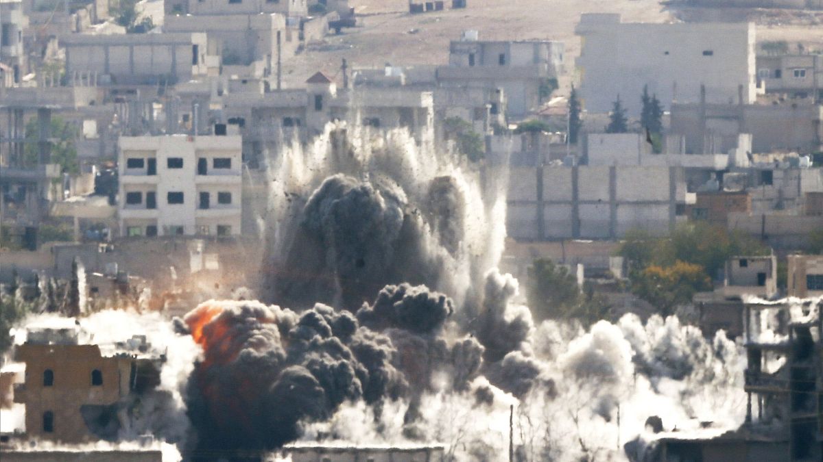 ABD önclüğündeki Koalisyon güçlerinin Kobani'ye düzenlediği hava saldırısı