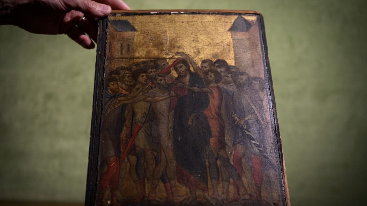 Mutfakta asılı tablo, Rönesans ressamı Cimabue'ye ait 6 milyon euroluk tarihi eser çıktı