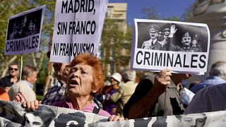 Eski İspanya diktatörü Franco'nun kabri anıt mezardan taşınacak