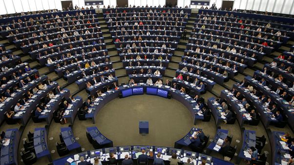 L'europarlamento respinge i candidati commissari Ue ungherese e romeno L'europarlamento respinge i candidati commissari Ue ungherese e romeno