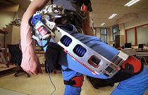 Abhilfe bei Rückenschmerzen: Spexor-Roboter entlastet Wirbelsäule