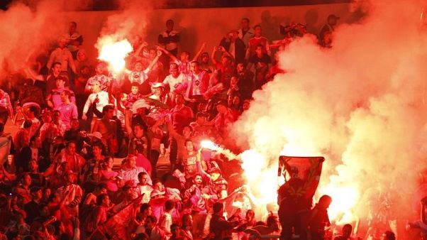 مقتل شخص وسقوط جرحى إثر اشتباكات بين مشجعي ناديين كرويين في المغرب مقتل شخص وسقوط جرحى إثر اشتباكات بين مشجعي ناديين كرويين في المغرب