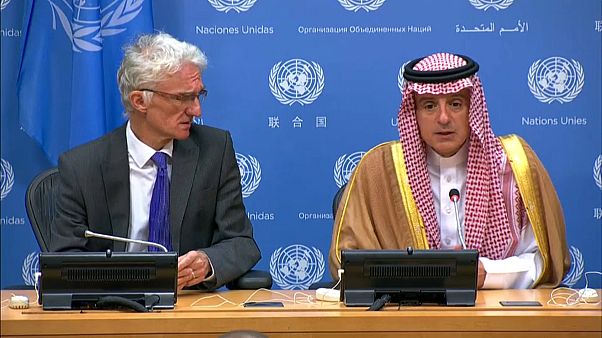 دعم إنساني سعودي بقيمة 500 مليون دولار لـ "تخفيف معاناة الإخوة اليمنيين" دعم إنساني سعودي بقيمة 500 مليون دولار لـ "تخفيف معاناة الإخوة اليمنيين"