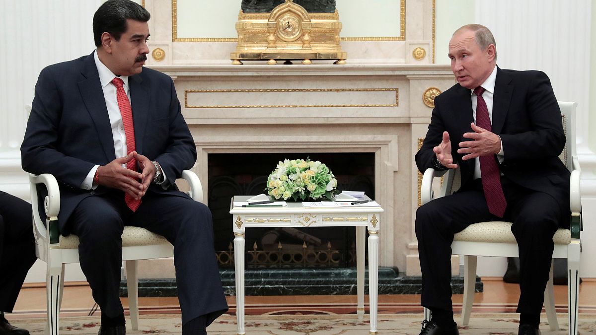 Rusya, Maduro'nun Moskova ziyareti sırasında Venezuela'ya askeri birlik gönderdi