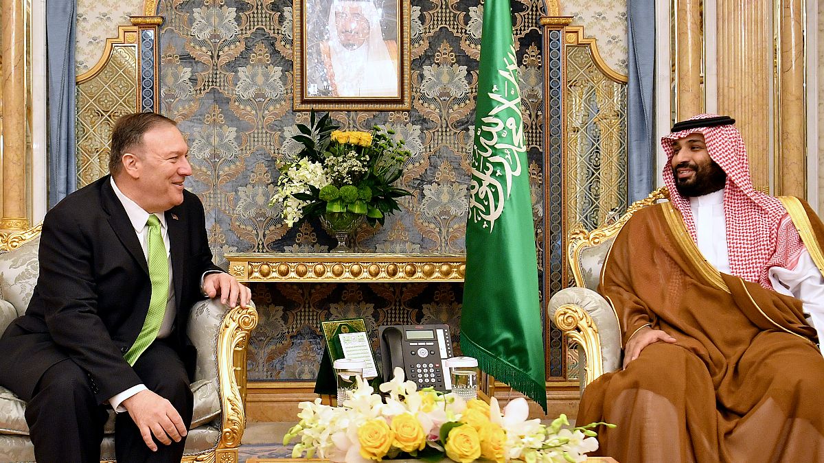 ولي العهد السعودي محمد بن سلمان خلال لقائه بوزير الخارجية الأميركية مايك بومبيو الأسبوع الفائت (جدة) 