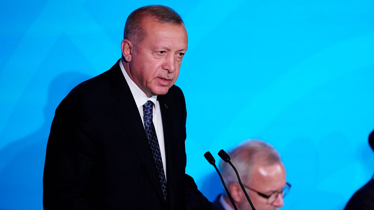 Erdoğan: S-400'lerin ABD ile ilişkilerimizi bozmaması gerekir
