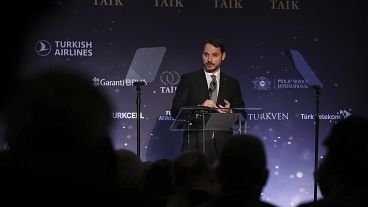 Hazine ve Maliye Bakanı Berat Albayrak, New York'ta DEİK ve TAİK tarafından düzenlenen Türkiye Yatırım Konferansı’na katıldı Hazine ve Maliye Bakanı Berat Albayrak, New York'ta DEİK ve TAİK tarafından düzenlenen Türkiye Yatırım Konferansı’na katıldı