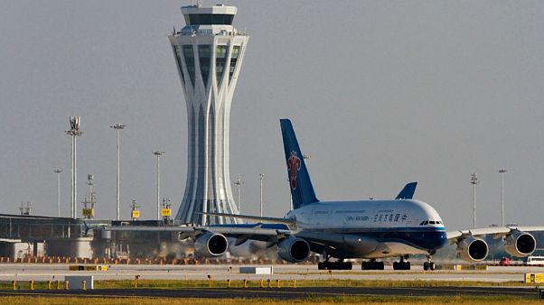 Erste Landung auf Pekings neuem Mega-Airport Daxing Erste Landung auf Pekings neuem Mega-Airport Daxing