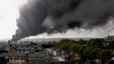 Brand in Chemiefabrik in Rouen hat schwerwiegende Folgen