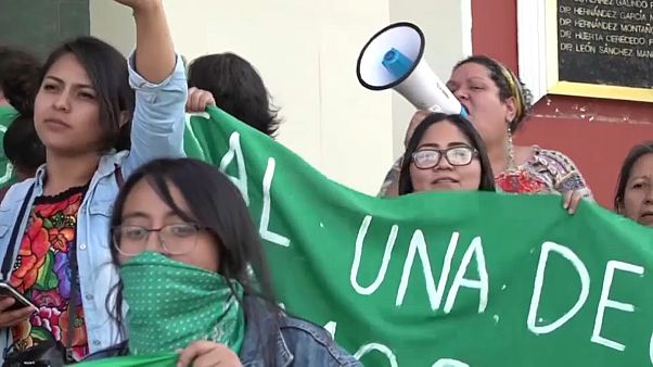 Oaxaca se convierte en el segundo Estado de México en despenalizar el aborto Oaxaca se convierte en el segundo Estado de México en despenalizar el aborto