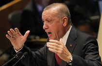 أردوغان: لا أعتقد أنه من الجيد اتهام إيران بالضلوع في هجمات السعودية
