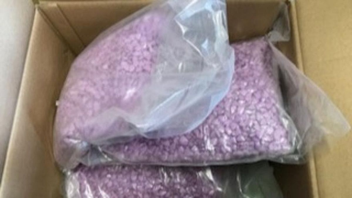 Österreichisches Paar bekommt Päckchen mit 25.000 Ecstasy-Tabletten