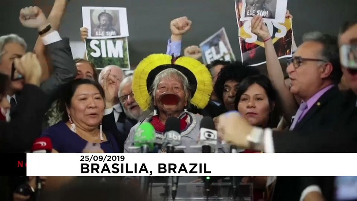 A brazíliai őslakosok vezetőjét fogadták ellenzéki képviselők