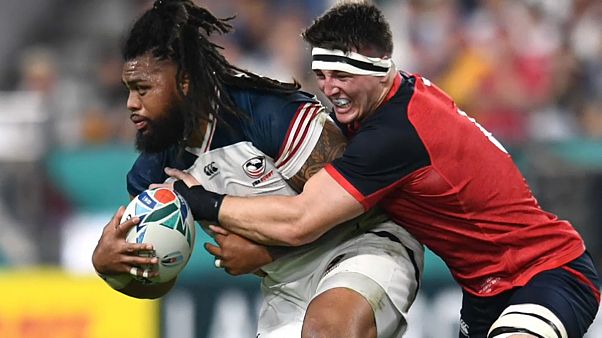 Inglaterra aplasta a Estados Unidos (45-7) Inglaterra aplasta a Estados Unidos (45-7)