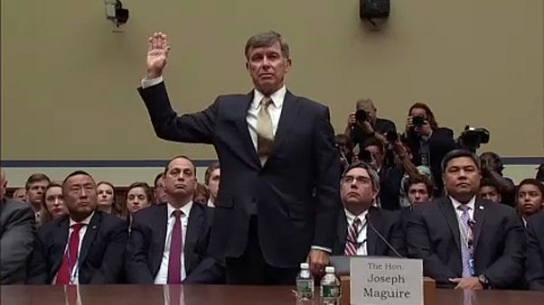 Kihallgatták Donald Trump kabinetjének hírszerzésért felelős tagját a Képviselőházban Kihallgatták Donald Trump kabinetjének hírszerzésért felelős tagját a Képviselőházban