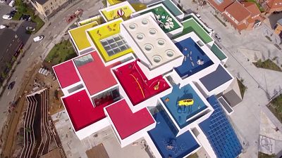 Ausgefallene Lego-Kreationen im Lego-House in Billund zu sehen