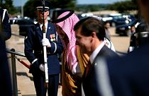 مارک اسپر، وزیر دفاع آمریکا و خالد بن سلمان، معاون وزیر دفاع عربستان سعودی