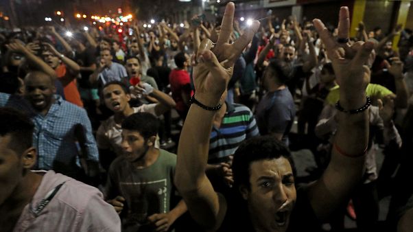اعتقال ألفي شخص من ضمنهم أجانب في مصر خلال أسبوع بعد التظاهرات اعتقال ألفي شخص من ضمنهم أجانب في مصر خلال أسبوع بعد التظاهرات