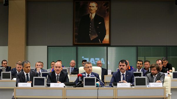 5,8'lik deprem sonrası İstanbul'da son durum: 34 yaralı, 473 hasarlı bina 5,8'lik deprem sonrası İstanbul'da son durum: 34 yaralı, 473 hasarlı bina