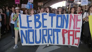 Марш защитников климата в Лозанне