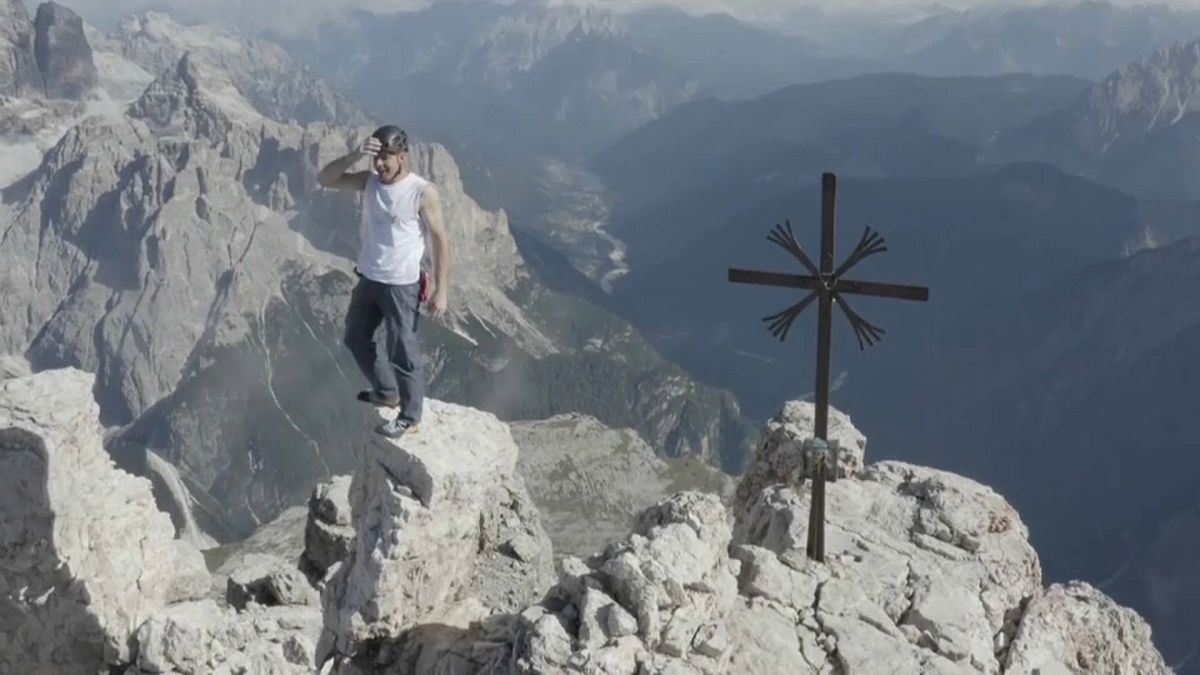 Dolomiten: Dani Arnold unterbietet Rekord im Free Solo Speed um 19 Minuten