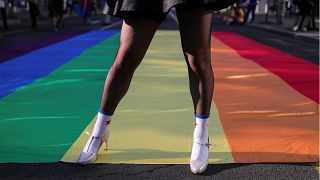 Katar 2022: LGBTİ+ bireyler ülkenin 'adetlerine' uymak şartıyla Dünya Kupası'na buyursunlar