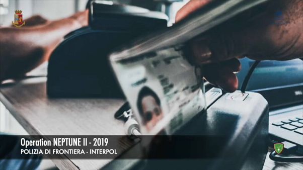 Individuati 12 foreign fighters dall'Interpol: Operazione "Neptune 2" Individuati 12 foreign fighters dall'Interpol: Operazione "Neptune 2"
