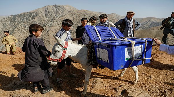 عملية تنظيم الإنتخابات في أفغانستان عملية تنظيم الإنتخابات في أفغانستان