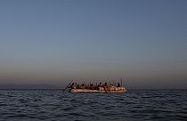 Yunanistan'a geçmeye çalışan Türk vatandaşı 2 kadın, 5 çocuk Ege'de boğuldu; 12 kişi kurtarıldı