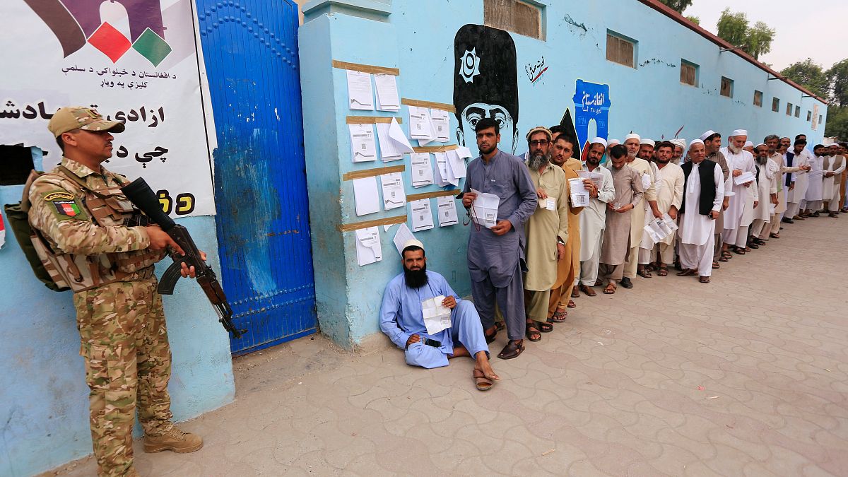Jornada electoral en Afganistán bajo la amenaza de los talibanes