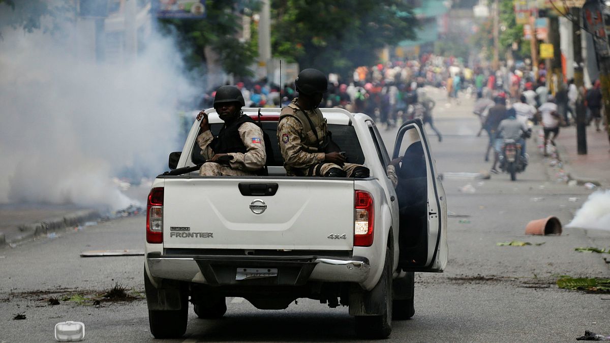 ناآرامی‌ها در هائیتی؛ پلیس به سمت معترضان گاز اشک‌آور شلیک کرد