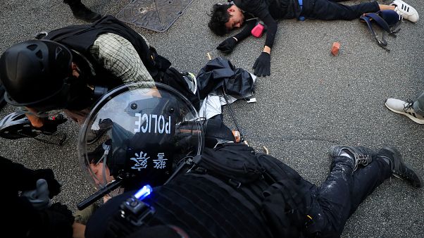Aumenta la tensión en Hong Kong en vísperas del 70 aniversario de la República Popular China Aumenta la tensión en Hong Kong en vísperas del 70 aniversario de la República Popular China