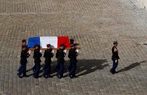 Fransızlar Chirac’ı son yolculuğuna uğurluyor: Dünya liderleri Paris’te buluştu