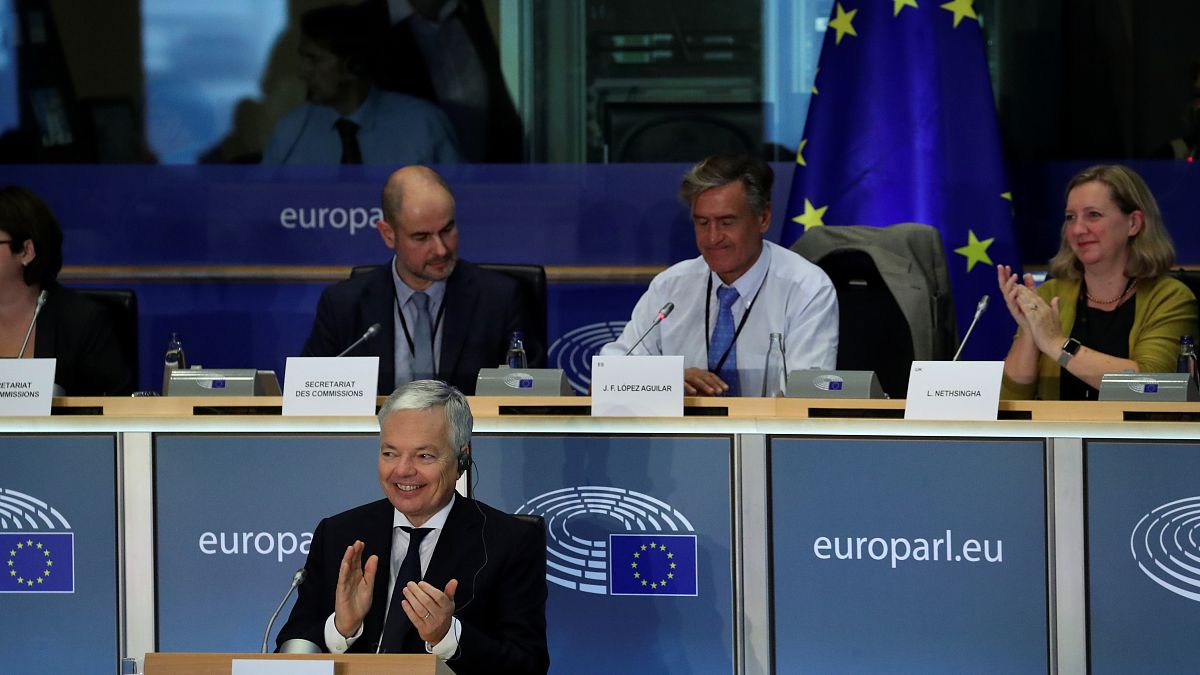 Továbblépne a Magyarország elleni eljárásban Reynders