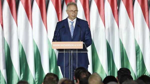 Trócsányi László a Fidesz EP-választási kampánynyitó rendezvényén áprilisban Trócsányi László a Fidesz EP-választási kampánynyitó rendezvényén áprilisban