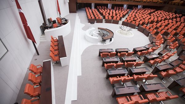TBMM'de yasama yılı başlıyor: Yargı reformunun ilk paketinde neler var? TBMM'de yasama yılı başlıyor: Yargı reformunun ilk paketinde neler var?