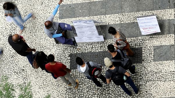 Eurostat: Στο 17% η ανεργία στην Ελλάδα Eurostat: Στο 17% η ανεργία στην Ελλάδα