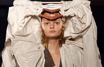 Változatos kollekciók a Párizsi Divathéten