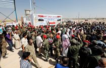 أكراد يتظاهرون أمام مكتب الأمم المتحدة في سوريا للمطالبة بالمشاركة في اللجنة الدستورية