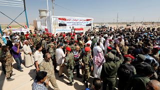 أكراد يتظاهرون أمام مكتب الأمم المتحدة في سوريا للمطالبة بالمشاركة في اللجنة الدستورية
