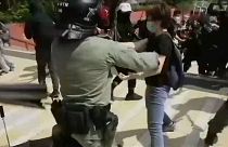 Éles lőszer sebesített meg egy hongkongi tüntetőt