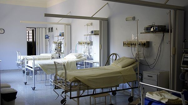 "Работа за себя и за того парня": почему массово увольняются врачи? "Работа за себя и за того парня": почему массово увольняются врачи?